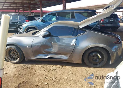 2015 Nissan 370Z z USA, uszkodzony, nr VIN JN1AZ4EH5FM444379